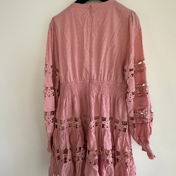 Latiste Women’s Pink Dress | Size L | Cute & Flattering Style - Picture 4 of 4
